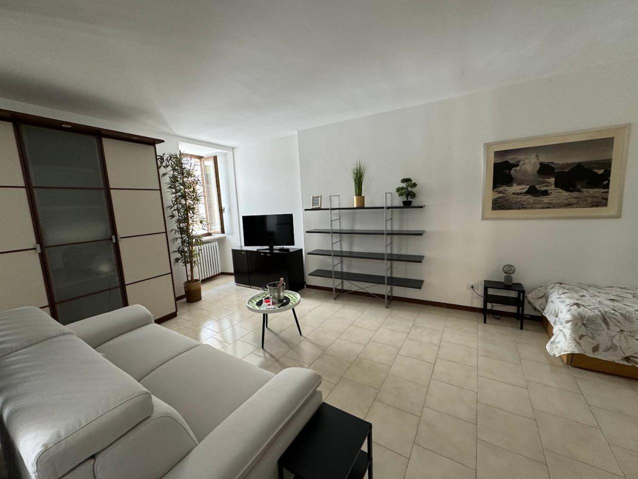 La Torretta Apartment Пескьера-дель-Гарда Экстерьер фото