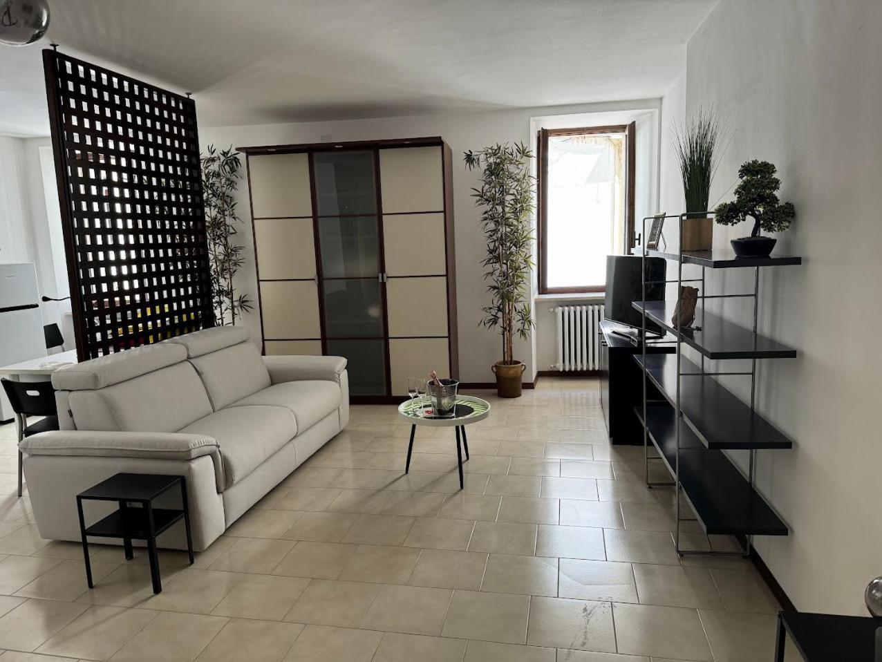 La Torretta Apartment Пескьера-дель-Гарда Экстерьер фото