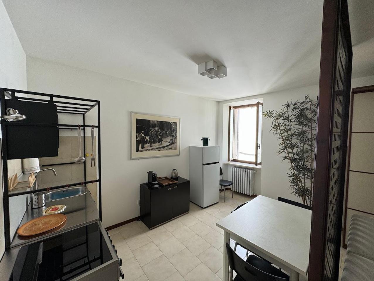 La Torretta Apartment Пескьера-дель-Гарда Экстерьер фото