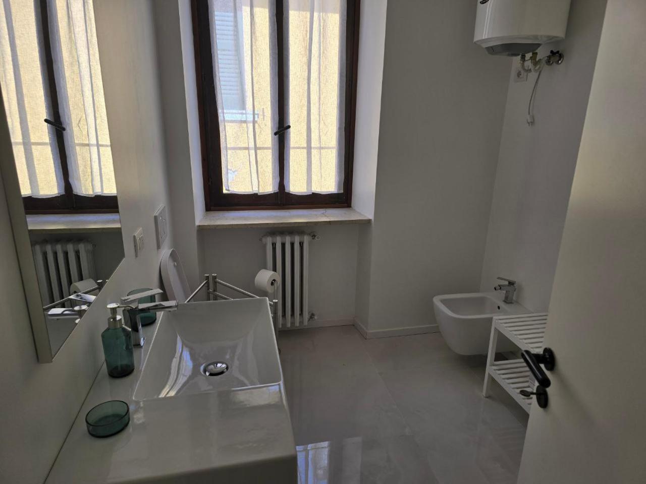 La Torretta Apartment Пескьера-дель-Гарда Экстерьер фото